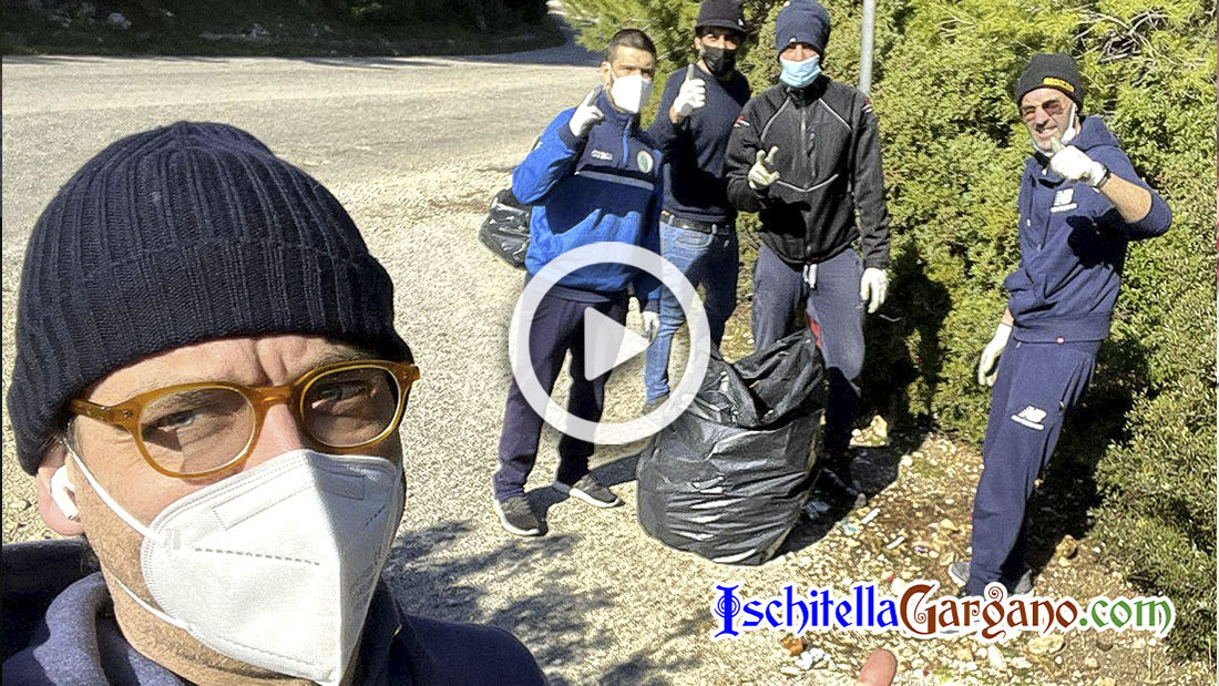 Peschici, plastic free. Volontari in azione per ripulire il territorio dai rifiuti abbandonati Peschici, plastic free. Volontari in azione per ripulire il territorio dai rifiuti abbandonati