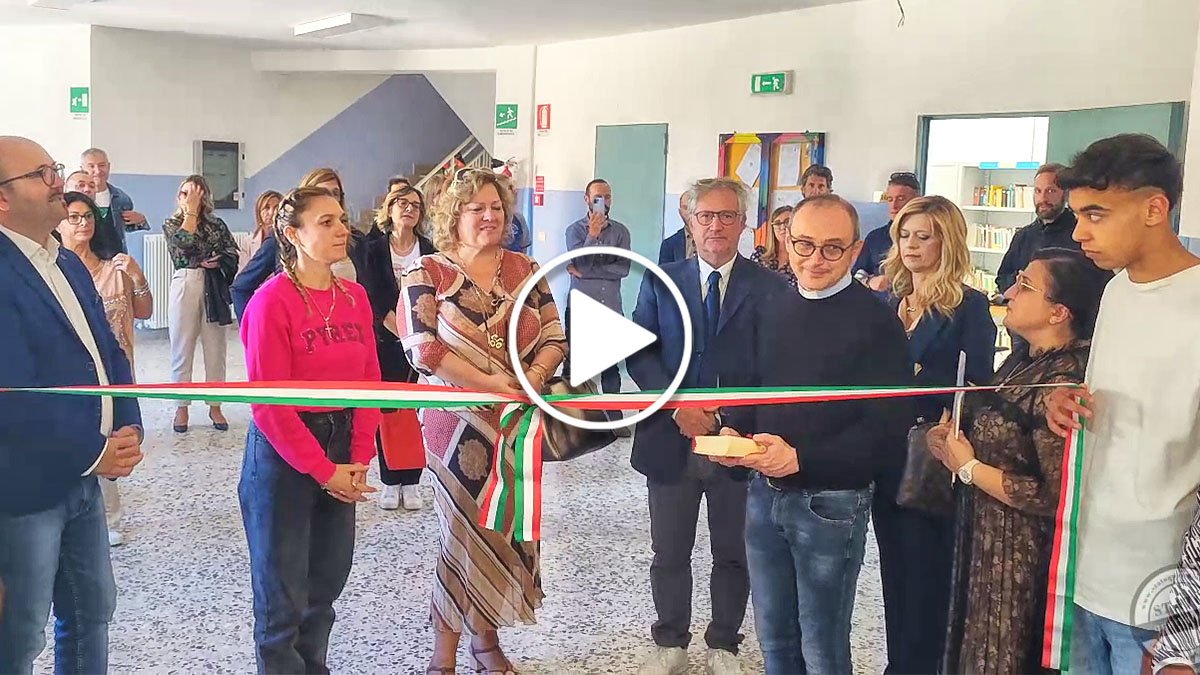 Scuola per adulti e stranieri: a Rodi Garganico inaugurata una nuova sede CPIA1 Foggia Scuola per adulti e stranieri: a Rodi Garganico inaugurata una nuova sede CPIA1 Foggia