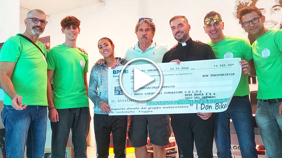 Il grande cuore dei “Don Biker”: donato assegno alla fondazione Marco Simoncelli Il grande cuore dei “Don Biker”: donato assegno alla fondazione Marco Simoncelli