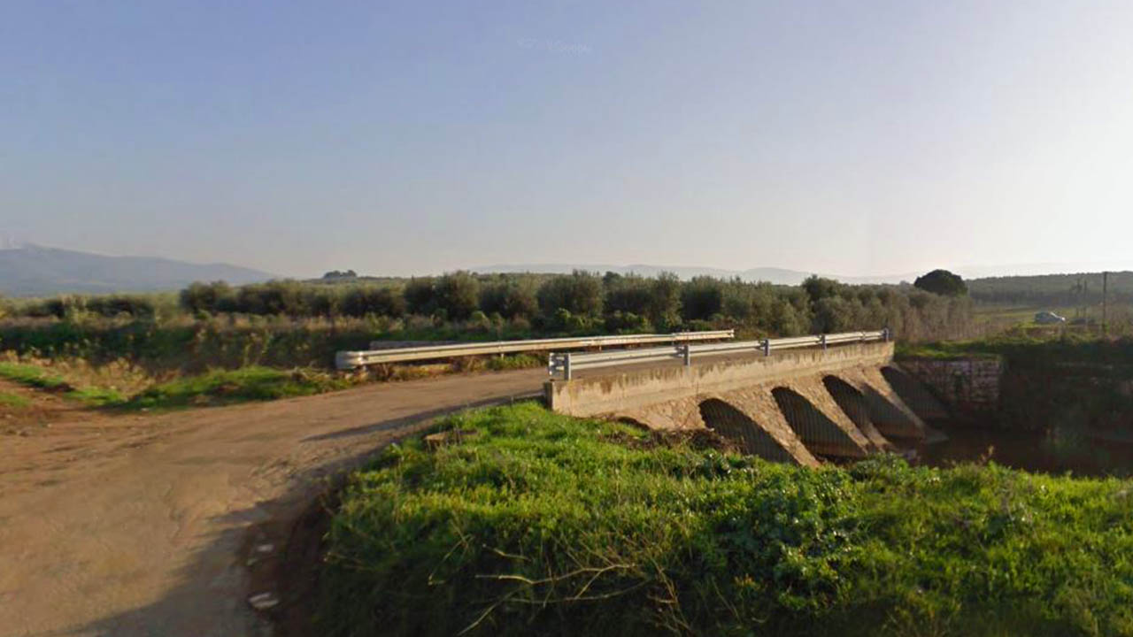 Ponte sul canale Campana sarà ricostruito: collegamento agile tra Foce Varano e SS. Crocifisso di Varano Ponte sul canale Campana sarà ricostruito: collegamento agile tra Foce Varano e SS. Crocifisso di Varano