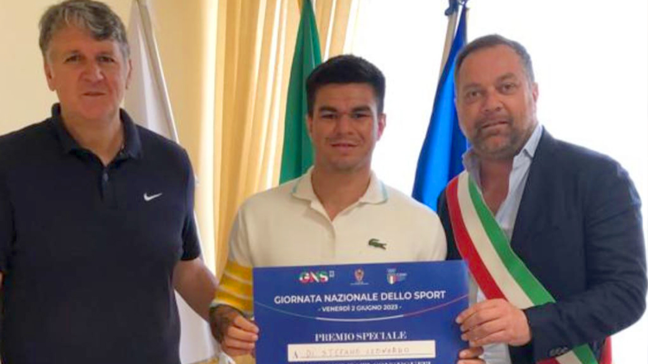 Leonardo Di Stefano Ruiz: da Vico del Gargano all’Europa e oltre, il pugile che incanta il mondo Leonardo Di Stefano Ruiz: da Vico del Gargano all’Europa e oltre, il pugile che incanta il mondo