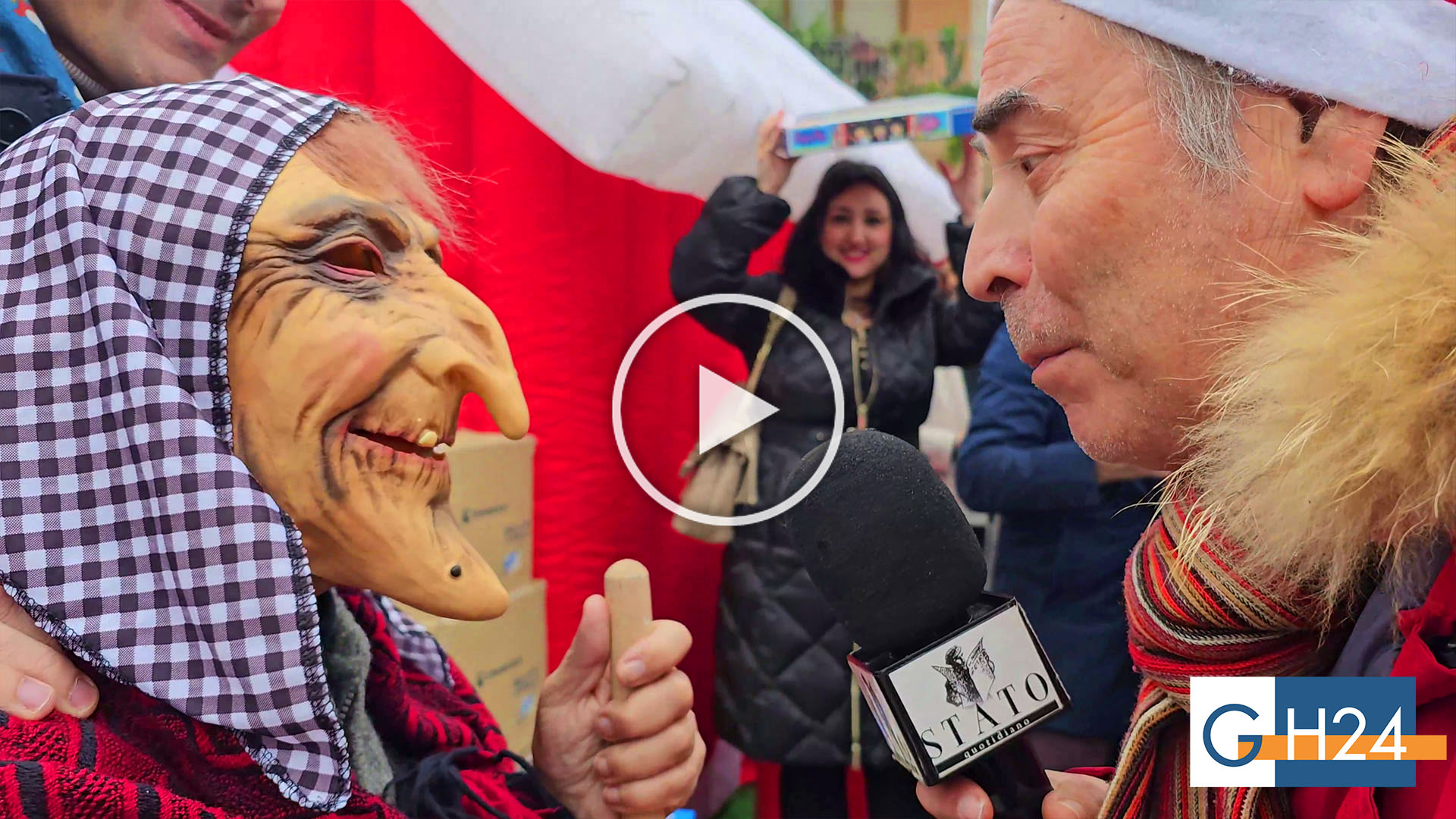 Apricena sotto la pioggia di doni della Befana: ecco cosa è successo Apricena sotto la pioggia di doni della Befana: ecco cosa è successo