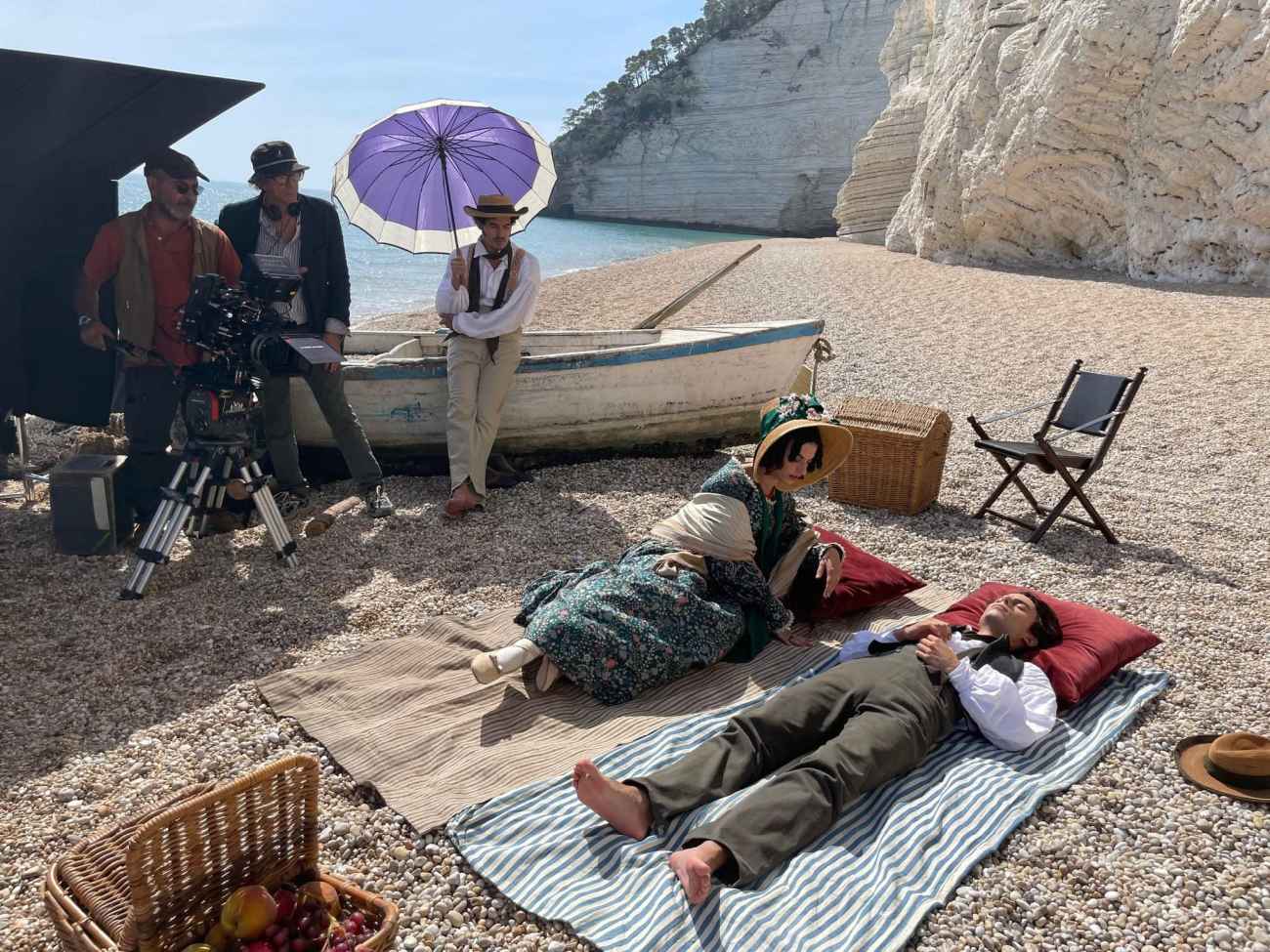 La spiaggia di Vignanotica protagonista nel nuova miniserie di Sergio Rubini su Rai Uno La spiaggia di Vignanotica protagonista nel nuova miniserie di Sergio Rubini su Rai Uno