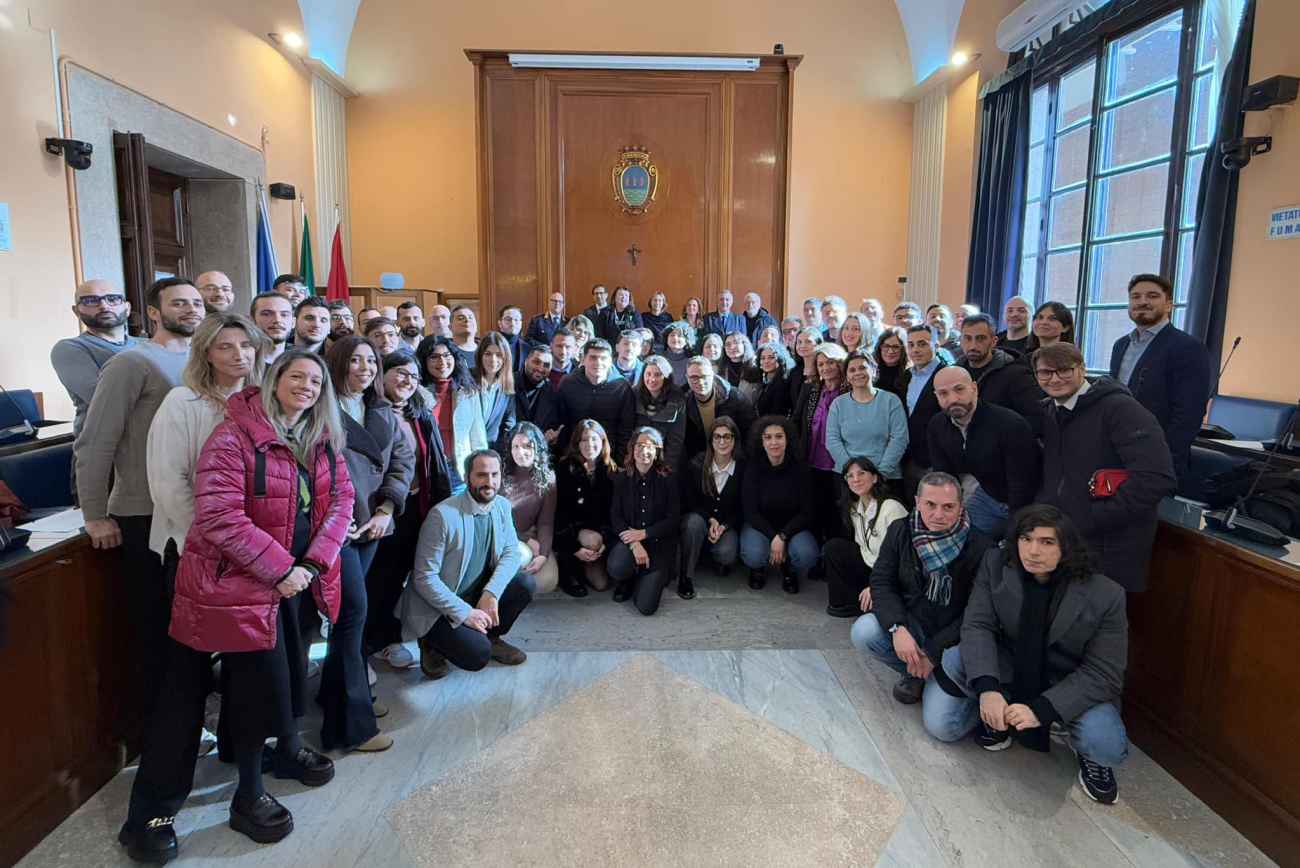 Nuove risorse per il Comune di Foggia: firmati contratti per 62 vincitori dei concorsi Nuove risorse per il Comune di Foggia: firmati contratti per 62 vincitori dei concorsi