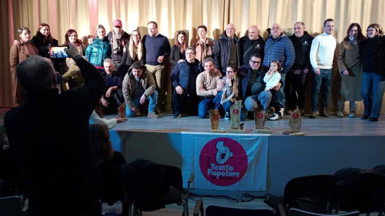 Visciano (Na) fa il pieno di premi al Festival del Teatro Popolare del Gargano Visciano (Na) fa il pieno di premi al Festival del Teatro Popolare del Gargano
