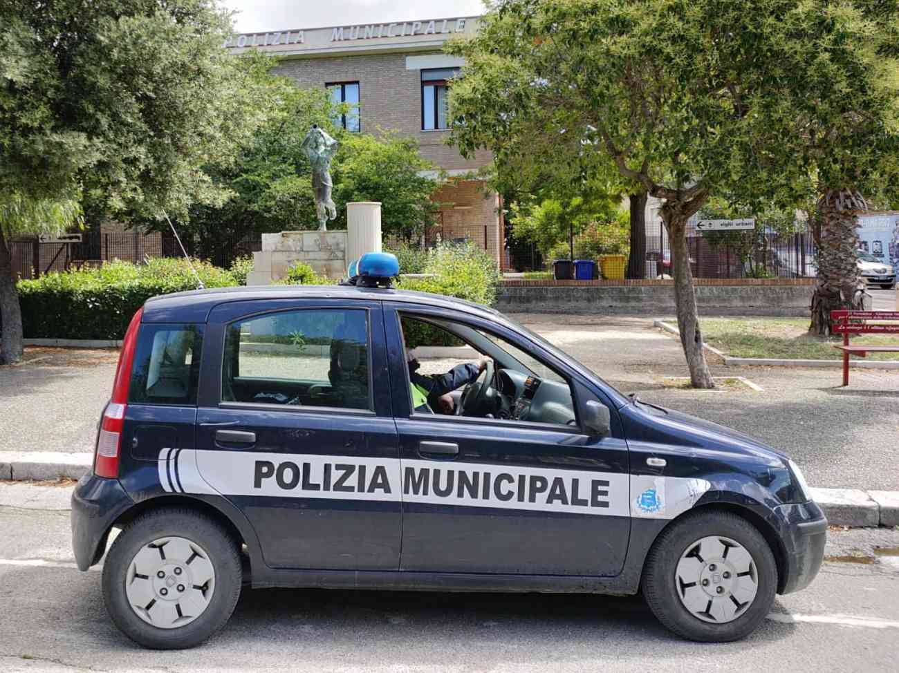 Lucera, scoperta frode anagrafica: arrestato cittadino rumeno Lucera, scoperta frode anagrafica: arrestato cittadino rumeno