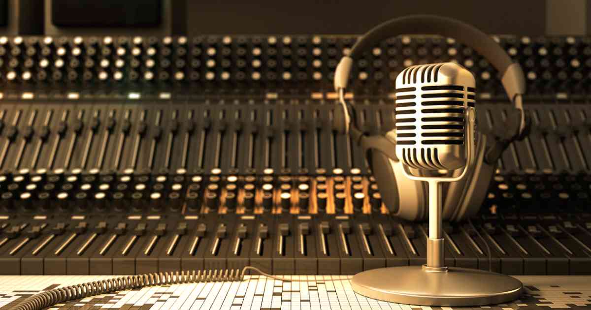 Radio Gargano Antenna Libera e il coraggio di raccontare senza filtri e padroni Radio Gargano Antenna Libera e il coraggio di raccontare senza filtri e padroni