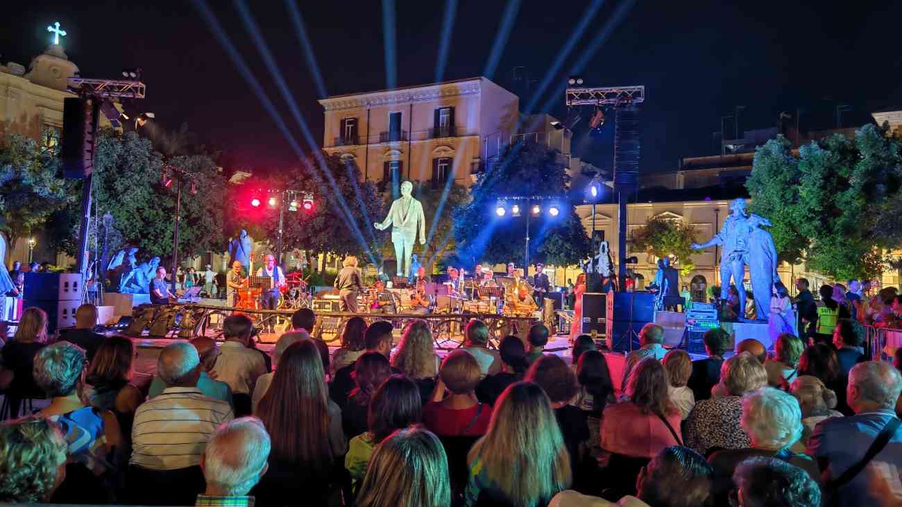 Foggia, grande successo di piazza per “Callas in Jazz” nel giorno di Giordano Foggia, grande successo di piazza per “Callas in Jazz” nel giorno di Giordano
