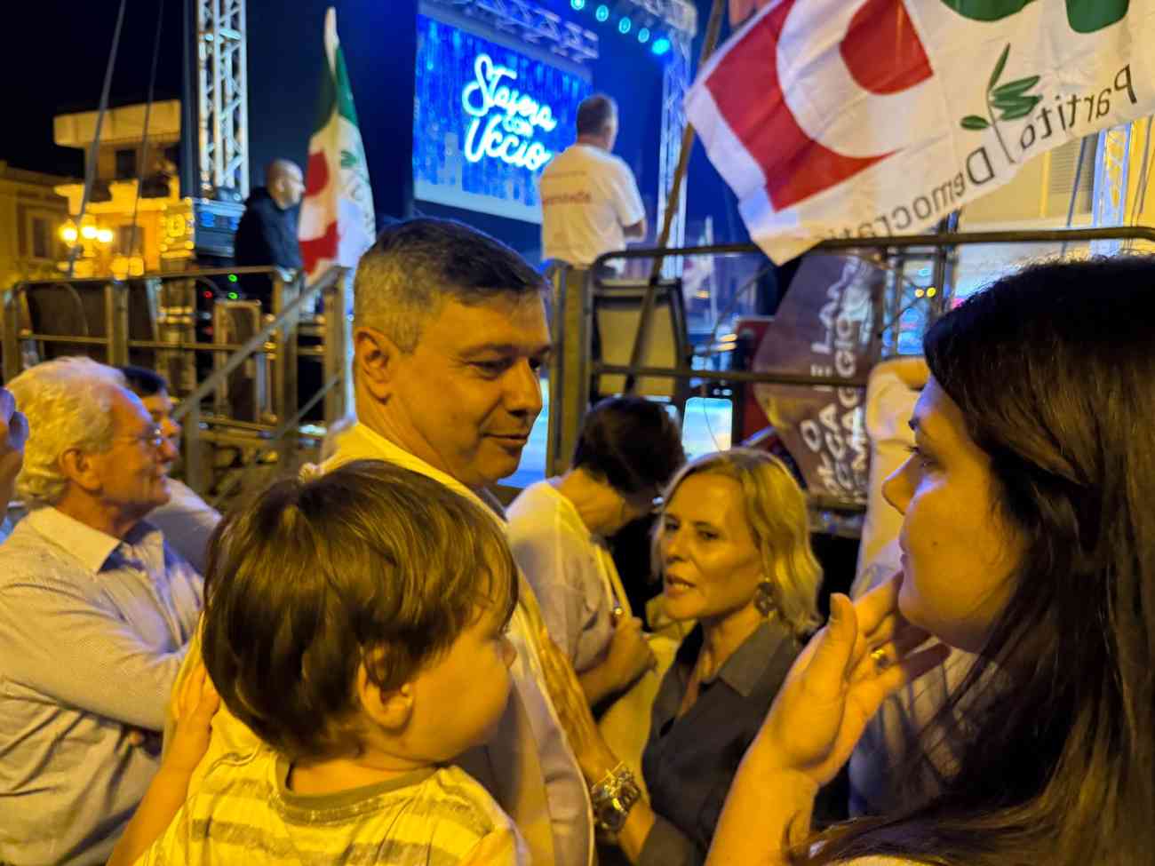 Enzo Quaranta: al via la campagna elettorale per le Regionali Puglia 2025 al fianco di Antonio Decaro Enzo Quaranta: al via la campagna elettorale per le Regionali Puglia 2025 al fianco di Antonio Decaro