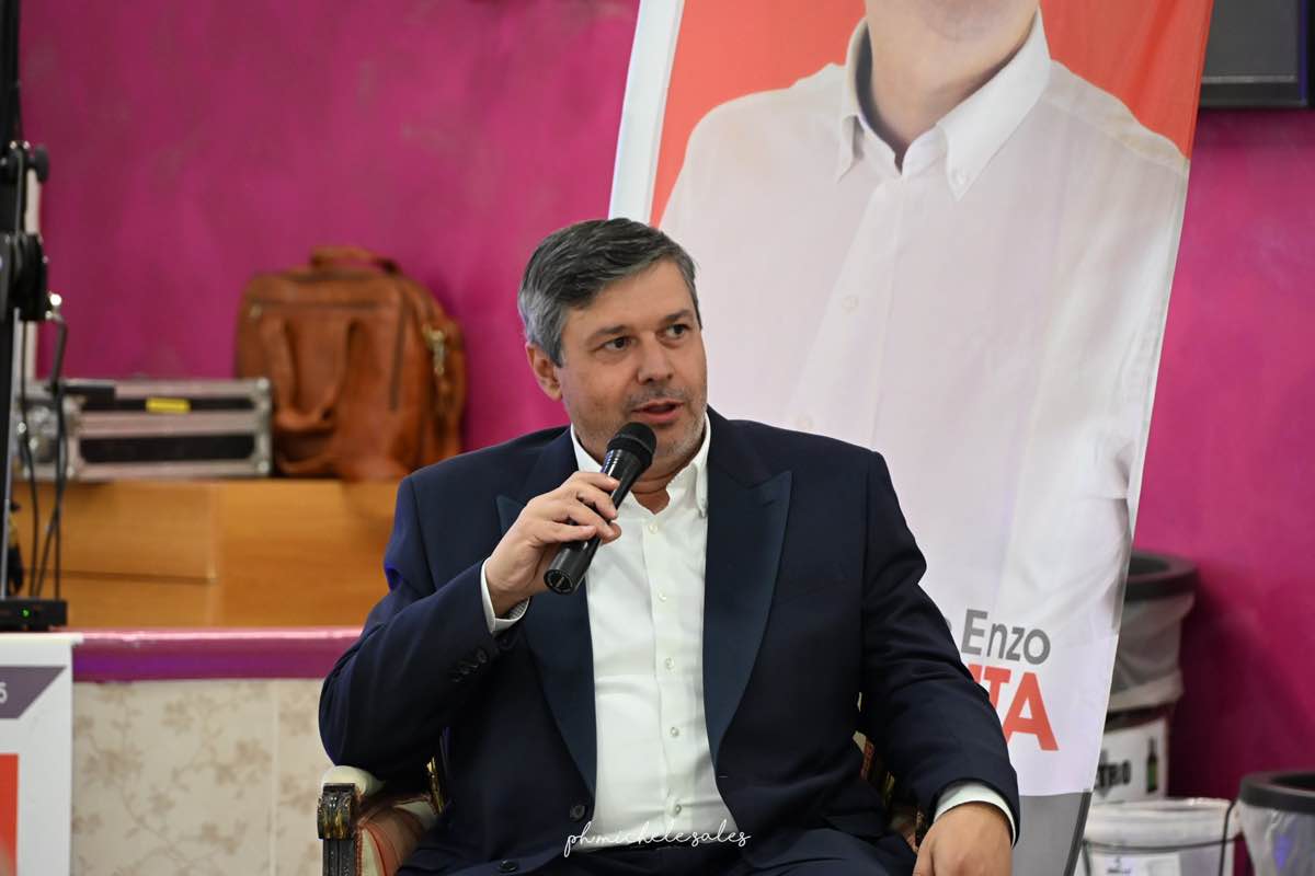 Enzo Quaranta: la “Mia” Piccola Rivoluzione continua. Straordinaria accoglienza a San Severo Enzo Quaranta: la “Mia” Piccola Rivoluzione continua. Straordinaria accoglienza a San Severo