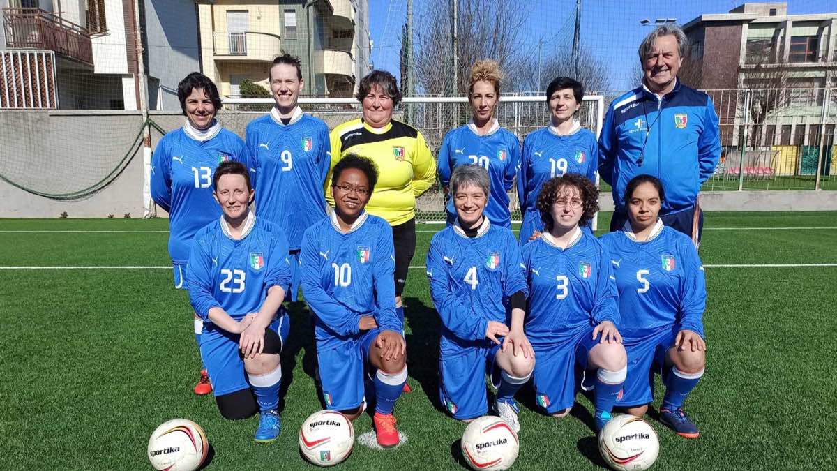 A Manfredonia una partita tra la Nazionale Italiana Calcio Suore e le Istituzioni Maschili A Manfredonia una partita tra la Nazionale Italiana Calcio Suore e le Istituzioni Maschili