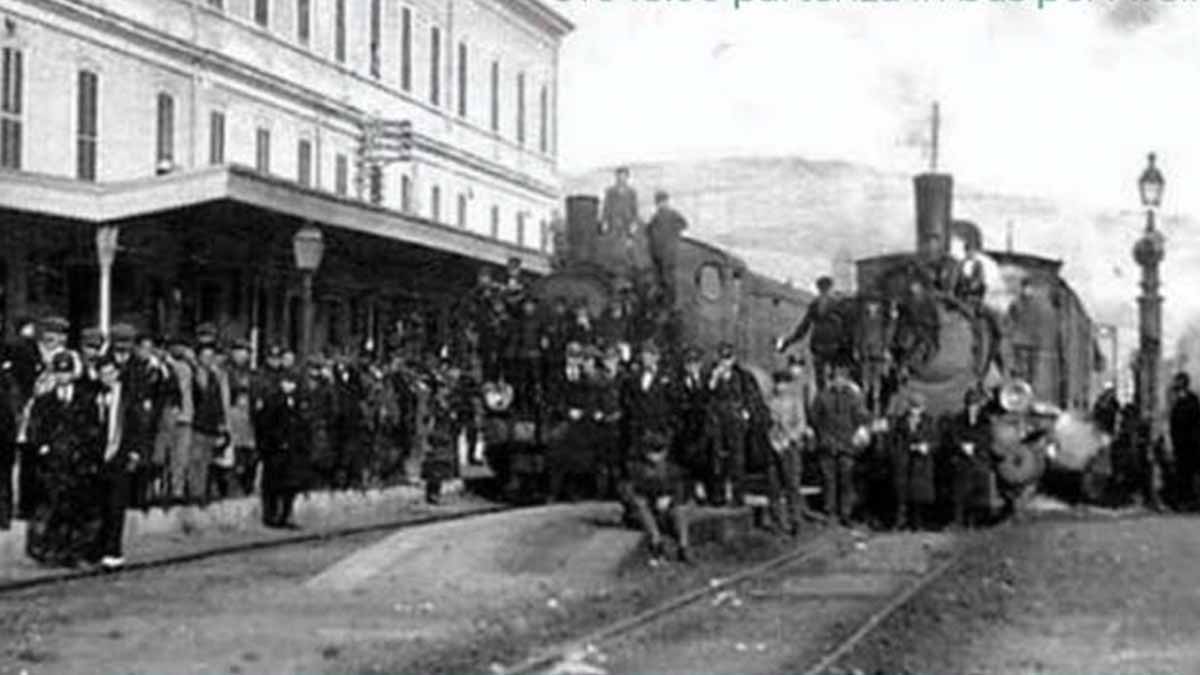 La ferrovia Avellino – Rocchetta Sant’Antonio compie 130 anni La ferrovia Avellino – Rocchetta Sant’Antonio compie 130 anni