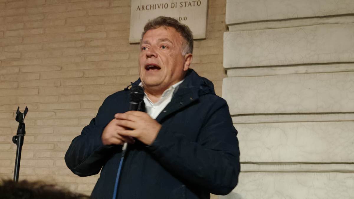 Tutolo: “La Capitanata non si arrende: pronti per Roma. Vergognoso l’attacco della senatrice Fallucchi”. Tutolo: “La Capitanata non si arrende: pronti per Roma. Vergognoso l’attacco della senatrice Fallucchi”.