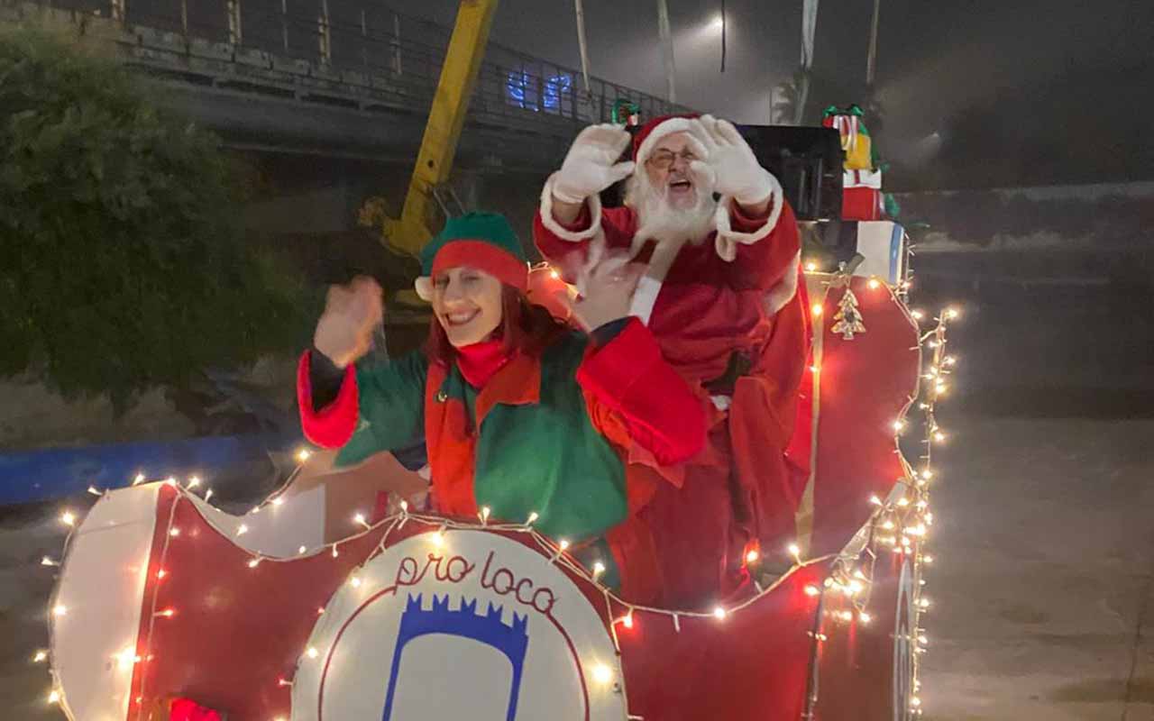 Ischitella: grande successo per l’ottava edizione di “Natale in Darsena” Ischitella: grande successo per l’ottava edizione di “Natale in Darsena”
