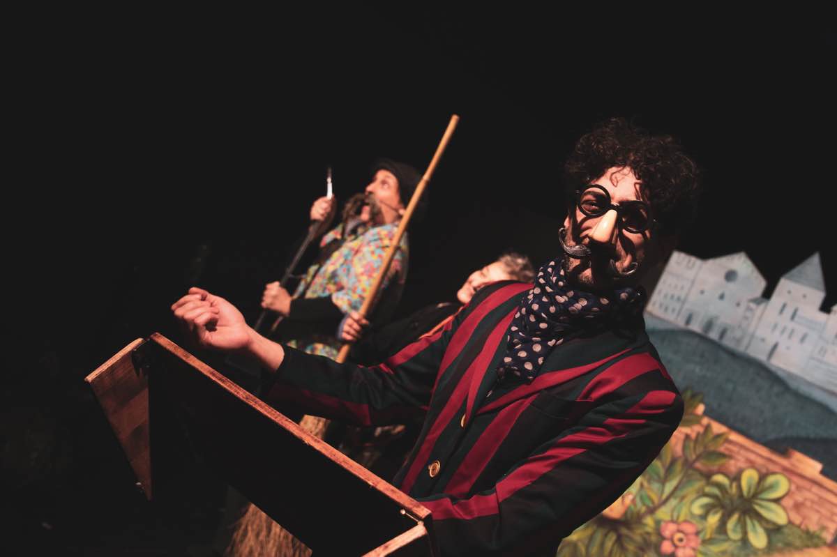 “Io cresco libero se posso… giocare!”: teatro, fantasia e libertà al Teatro della Polvere di Foggia “Io cresco libero se posso… giocare!”: teatro, fantasia e libertà al Teatro della Polvere di Foggia
