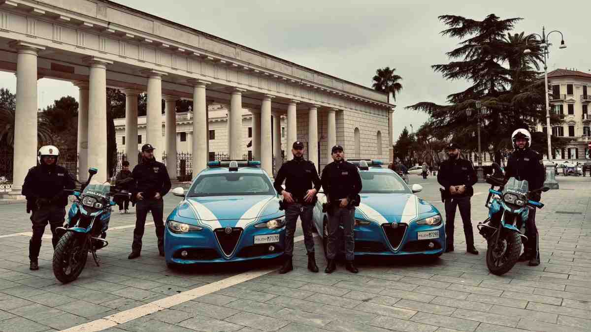Foggia, controllo di routine porta all’arresto di padre e figlio con 172 grammi di cocaina Foggia, controllo di routine porta all’arresto di padre e figlio con 172 grammi di cocaina