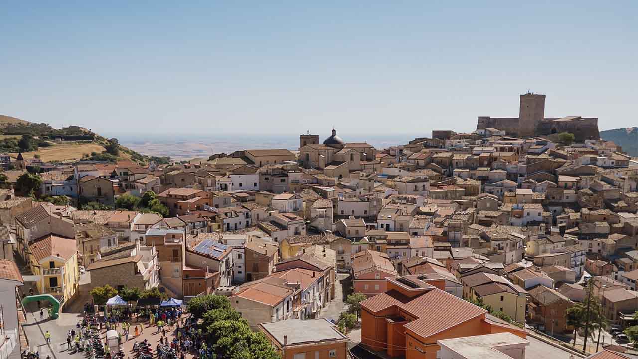 “Piccolo è grande”, a Deliceto l’inaugurazione della mostra fotografica sabato 21 marzo “Piccolo è grande”, a Deliceto l’inaugurazione della mostra fotografica sabato 21 marzo