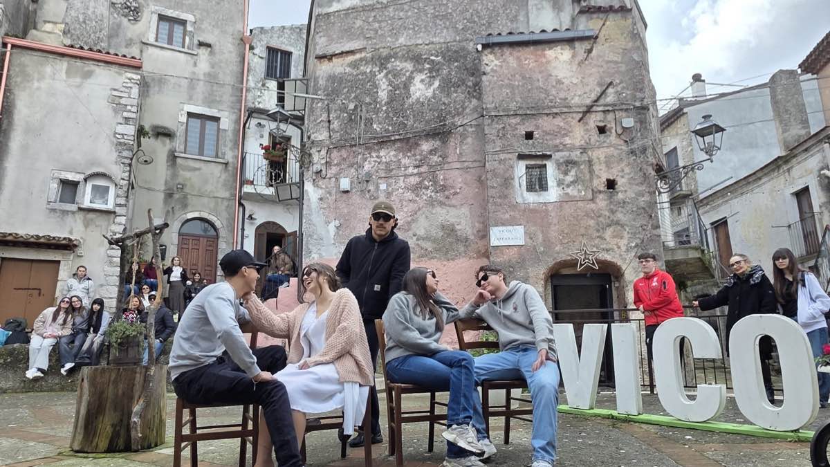 Gli studenti del Marone e del Giannone portano Vico del Gargano sul grande schermo al Festival Mònde Gli studenti del Marone e del Giannone portano Vico del Gargano sul grande schermo al Festival Mònde