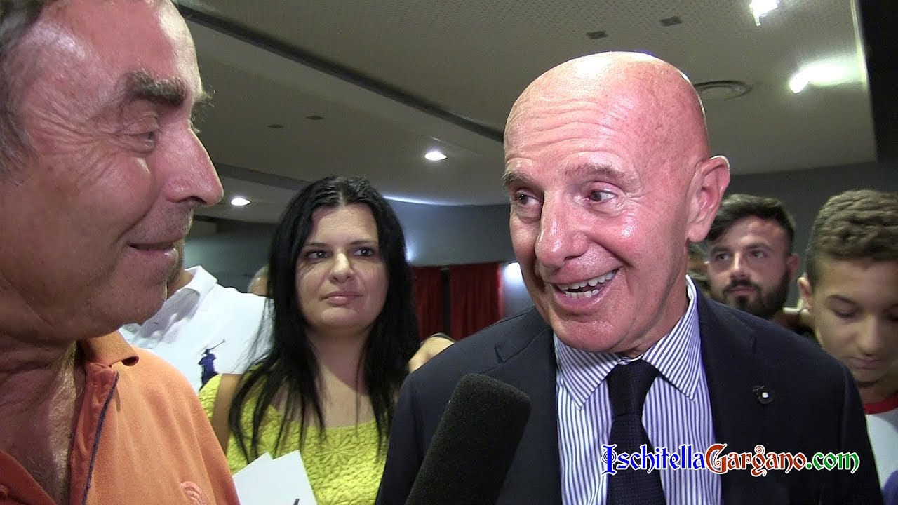 Arrigo Sacchi al “Gargano Media Festival” per l’Asd Gargano Academy Arrigo Sacchi al “Gargano Media Festival” per l’Asd Gargano Academy