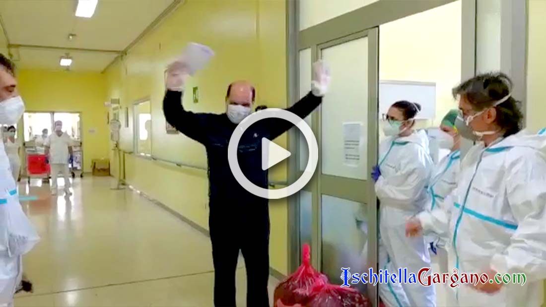 Il paziente di Ischitella è guarito! Dimesso e festeggiato: il video diventa virale Dimesso paziente Ischitella