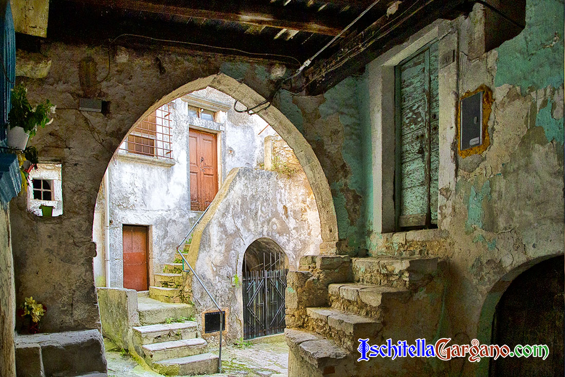 Vico del Gargano alla Bit di Milano con Pugliautentica Centro Storico Vico del Gargano