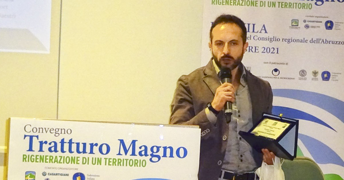 Fabrizio Nardone vince il 1^ Premio (sezione Poesia) del Concorso Letterario “Tratturo Magno 2021” Fabrizio Nardone vince il 1^ Premio (sezione Poesia) del Concorso Letterario “Tratturo Magno 2021”
