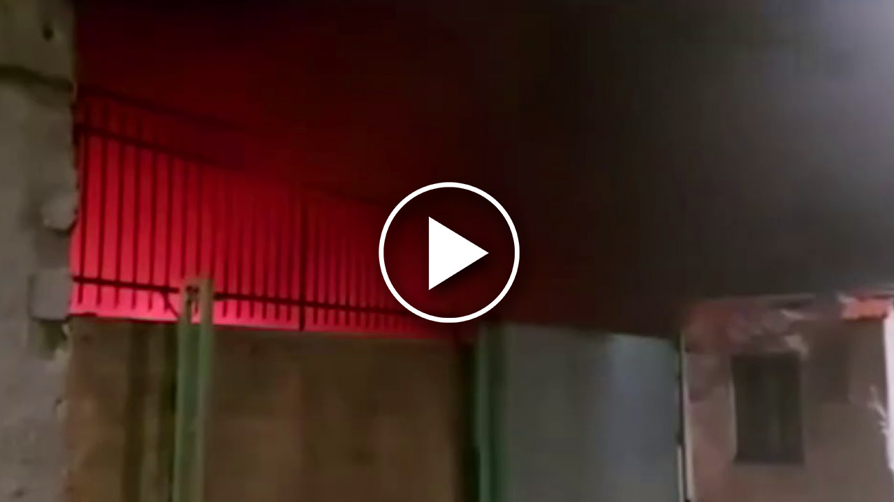 Fiamme nella notte a Peschici, a fuoco due mezzi dei Carabinieri Forestali (VIDEO) Fiamme nella notte a Peschici, a fuoco due mezzi dei Carabinieri Forestali (VIDEO)