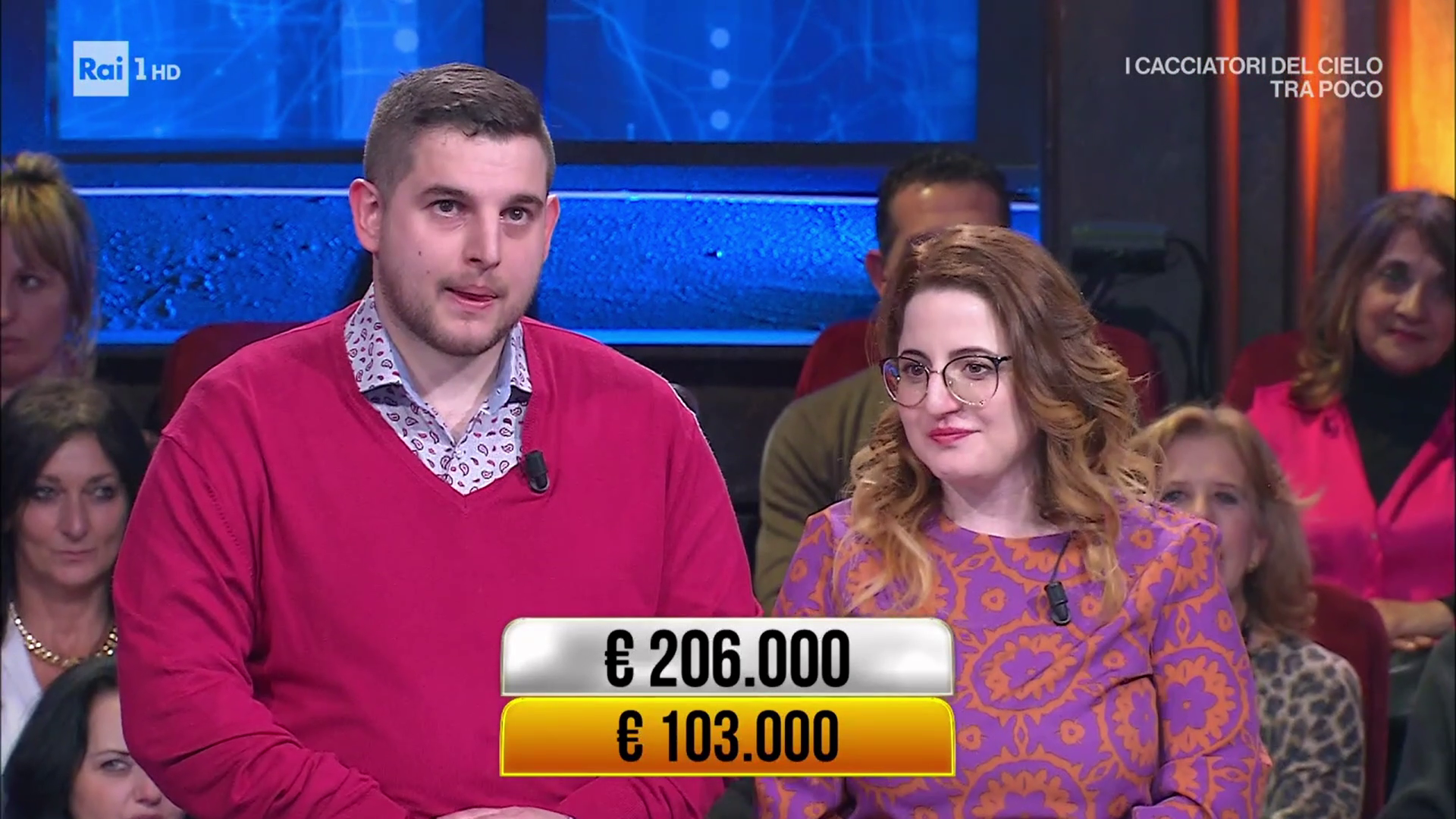 Ischitella festeggia la vittoria di Antonia e Paolo ai “Soliti Ignoti”: 103.000 euro in gettoni d’oro! Ischitella festeggia la vittoria di Antonia e Paolo ai “Soliti Ignoti”: 103.000 euro in gettoni d’oro!