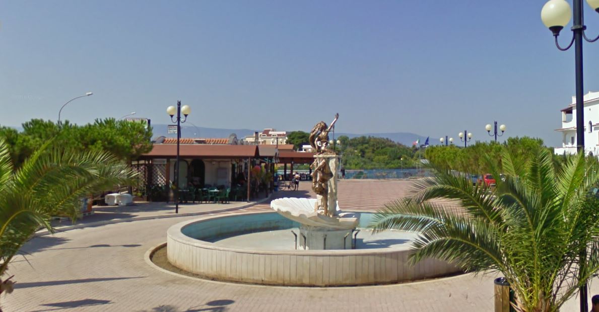 Foce Varano spruzza novità: la fontana di Piazza del Porto tornerà a zampillare fontana Foce Varano