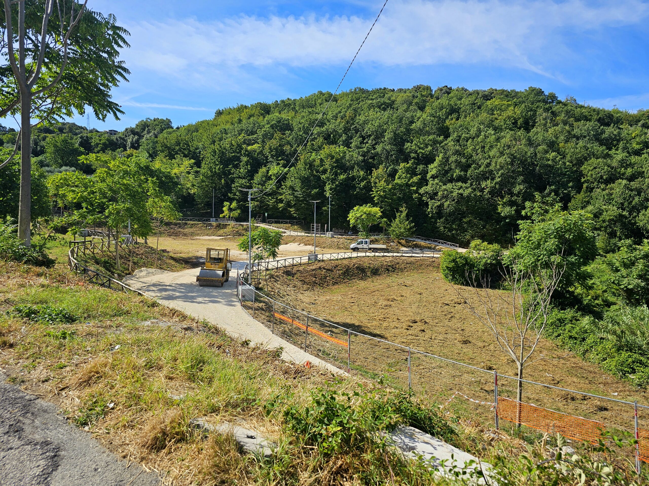 Soluzione al problema parcheggi a Ischitella: nuova area parcheggio a Valloncello Soluzione al problema parcheggi a Ischitella: nuova area parcheggio a Valloncello