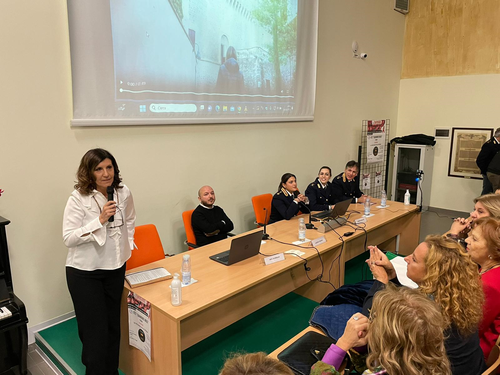 Foggia, al Giannone-Masi una giornata contro la violenza di genere Foggia, al Giannone-Masi una giornata contro la violenza di genere
