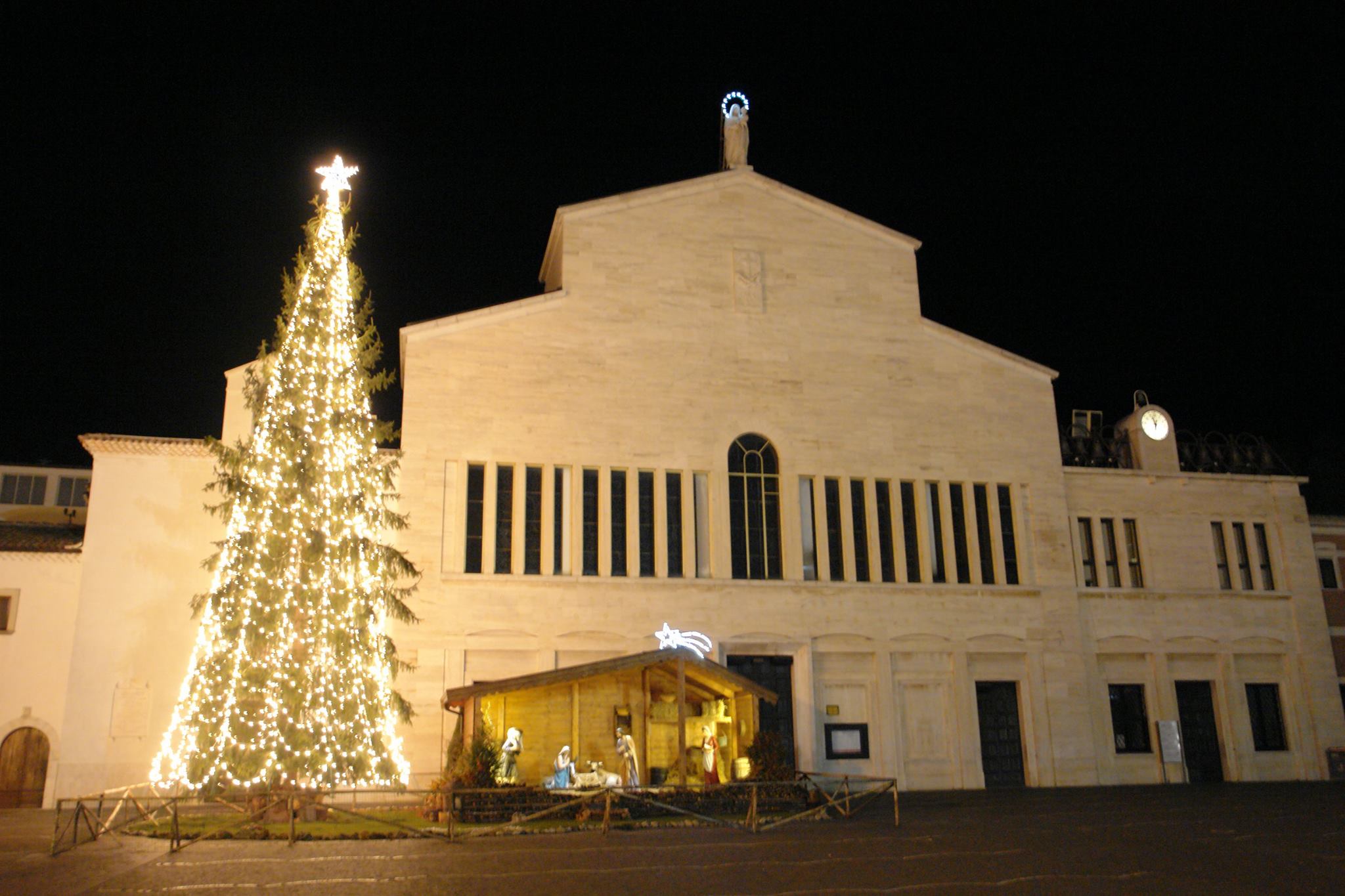 San Giovanni Rotondo si illumina di Natale: ecco il ricco calendario di eventi San Giovanni Rotondo si illumina di Natale: ecco il ricco calendario di eventi