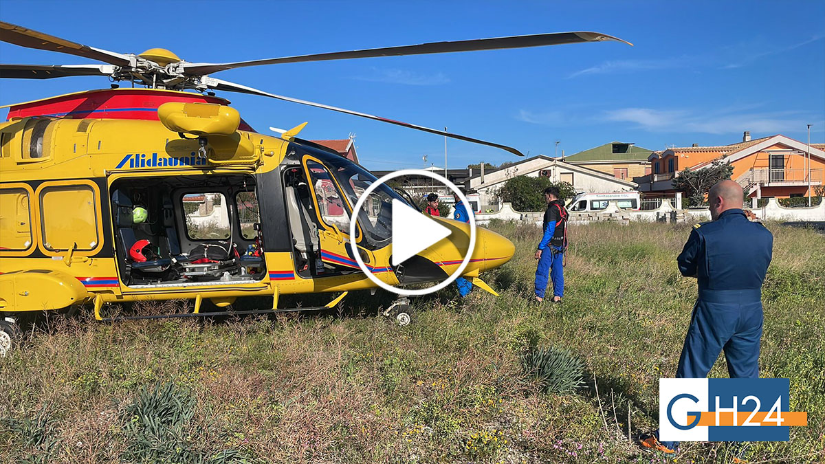 Incidente stradale a Foce Varano, interviene anche l’elisoccorso Incidente stradale a Foce Varano, interviene anche l’elisoccorso