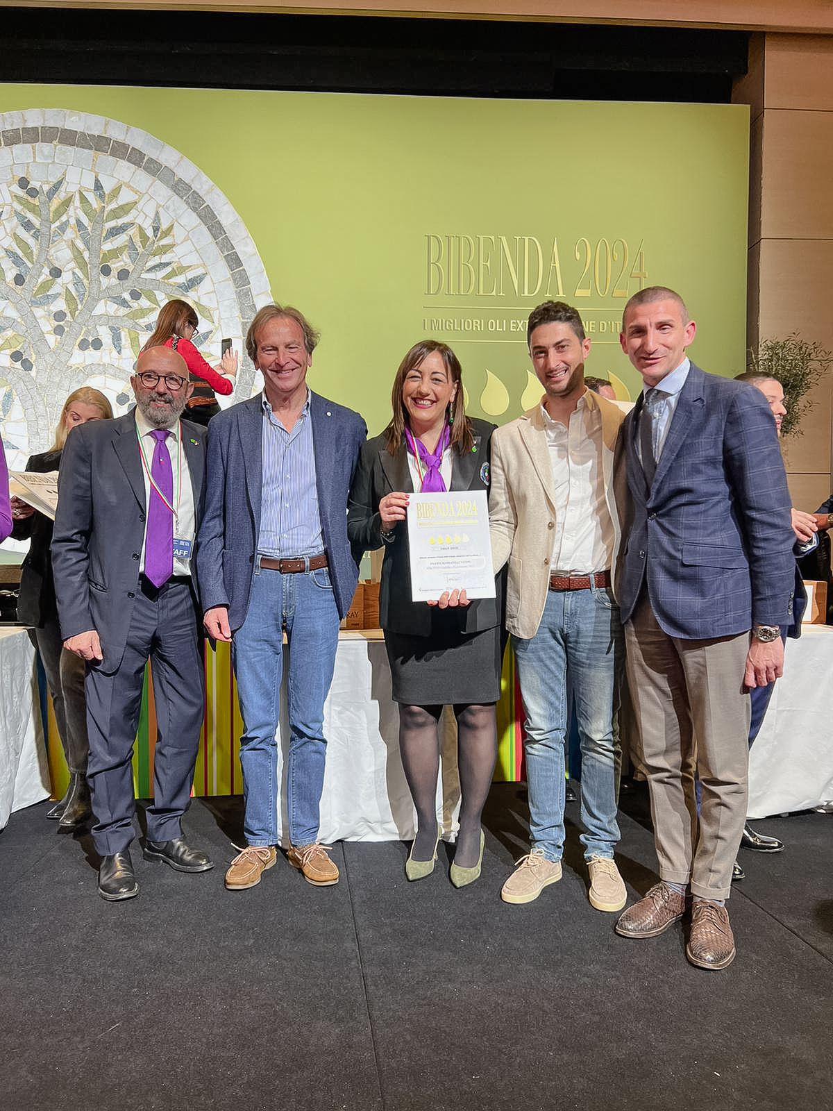 L’olio di Vieste in cima al mondo. “Cristalda e Pizzomunno” conquistano Roma e New York L’olio di Vieste in cima al mondo. “Cristalda e Pizzomunno” conquistano Roma e New York