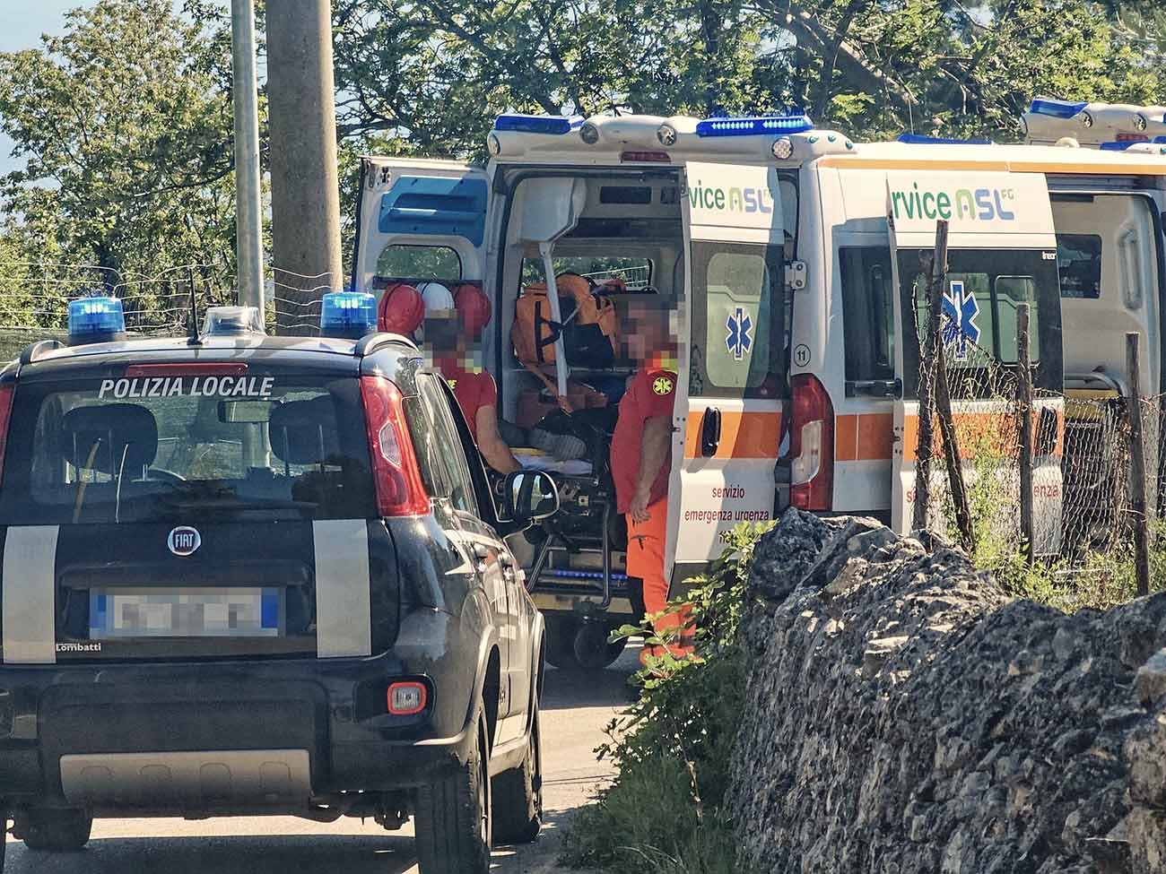 Scontro tra auto a Vico del Gargano: ci sono feriti Scontro tra auto a Vico del Gargano: ci sono feriti