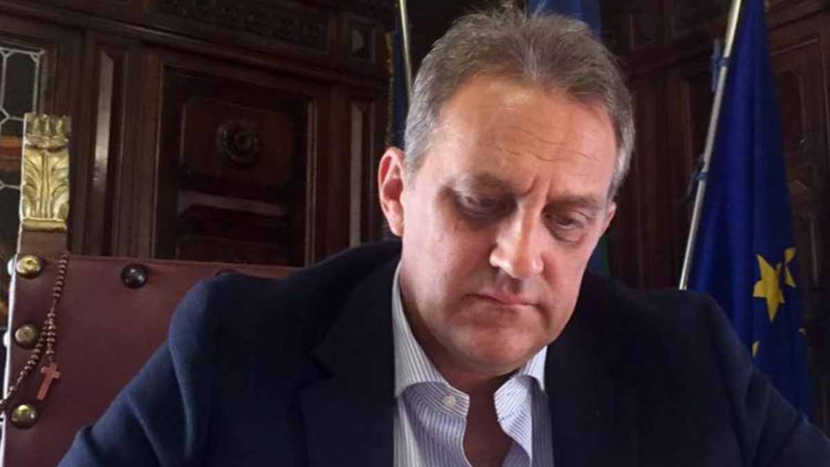 Aree interne, Gatta richiama Volturino: “La legge contro lo spopolamento è già in Commissione” Aree interne, Gatta richiama Volturino: “La legge contro lo spopolamento è già in Commissione”