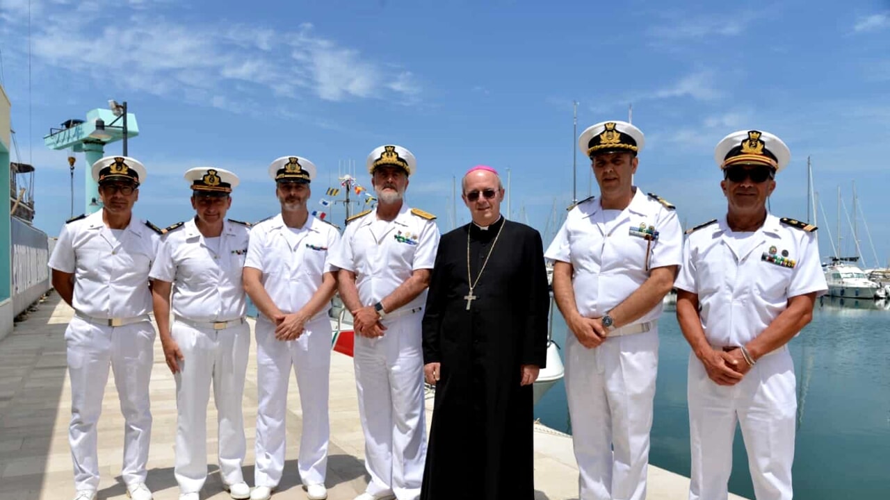 Guardia Costiera di Rodi Garganico inaugura nuove strutture logistiche per migliorare l’efficienza Guardia Costiera di Rodi Garganico inaugura nuove strutture logistiche per migliorare l’efficienza