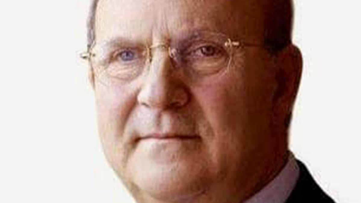 Muore l’ex sindaco ed onorevole Paolo Agostinacchio Muore l’ex sindaco ed onorevole Paolo Agostinacchio