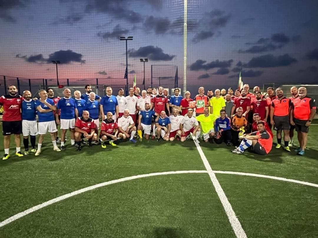 San Nicandro Garganico, Torneo del Cuore: il Lions Club dona un defibrillatore San Nicandro Garganico, Torneo del Cuore: il Lions Club dona un defibrillatore