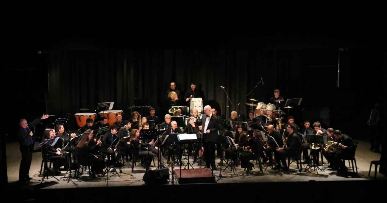 Stagione al Porto Turistico di Rodi: gran finale con la prestigiosa Banda sinfonica “Giovanni Santi” Stagione al Porto Turistico di Rodi: gran finale con la prestigiosa Banda sinfonica “Giovanni Santi”