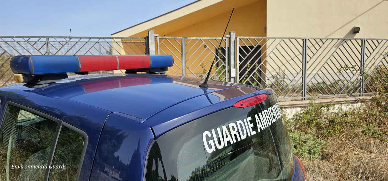 Parco Nazionale del Gargano, immobile a Manfredonia in totale stato di degrado e abbandono Parco Nazionale del Gargano, immobile a Manfredonia in totale stato di degrado e abbandono