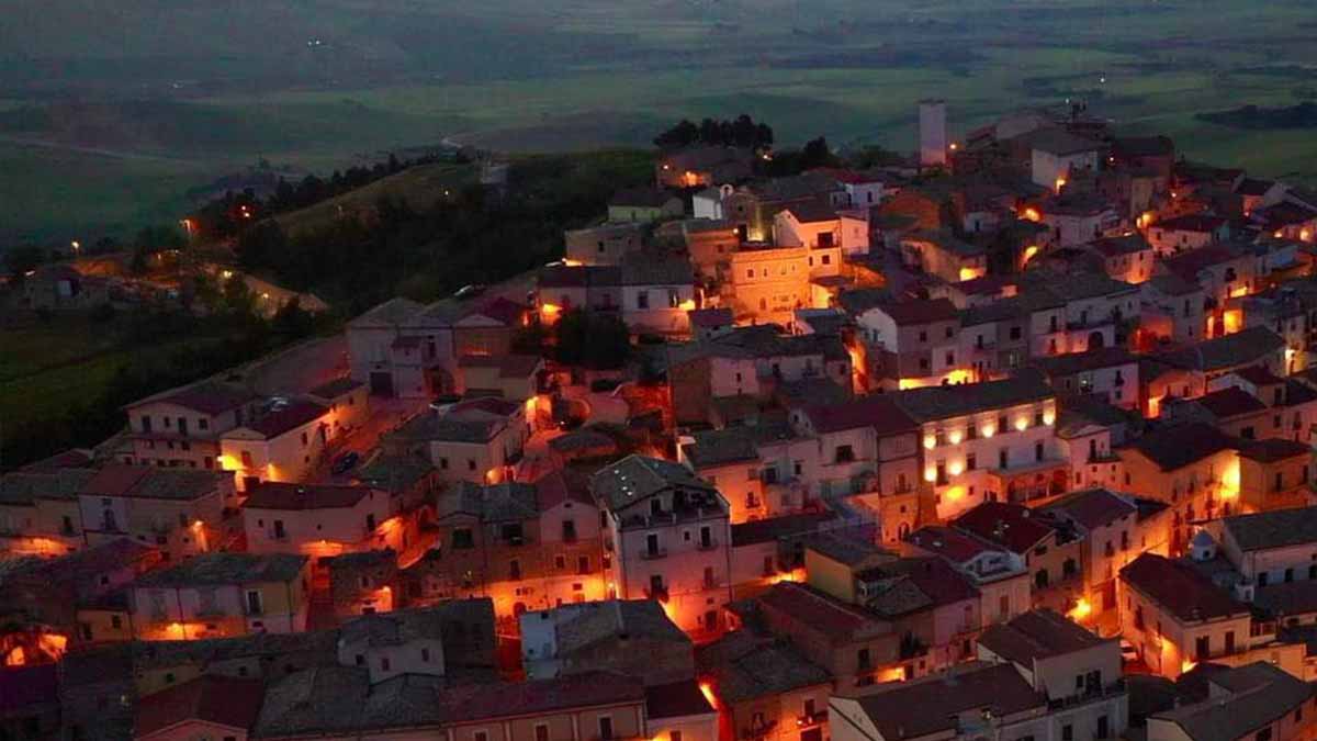 “La Storia dell’arte nell’anno giubilare”: una mostra speciale a Candela “La Storia dell’arte nell’anno giubilare”: una mostra speciale a Candela