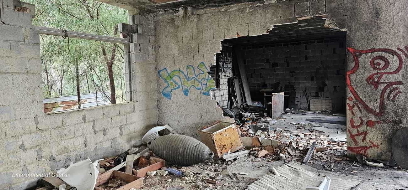 Manfredonia, da stabilimento balneare a discarica di rifiuti: la triste storia di Lido Taumante Manfredonia, da stabilimento balneare a discarica di rifiuti: la triste storia di Lido Taumante