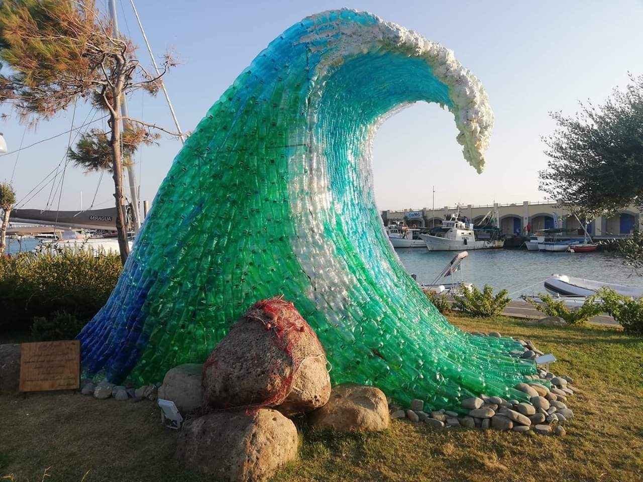 Mattinata realizzerà “la Grande Onda” in ricordo di Angelo Vassallo il “Sindaco Pescatore” Mattinata realizzerà “la Grande Onda” in ricordo di Angelo Vassallo il “Sindaco Pescatore”