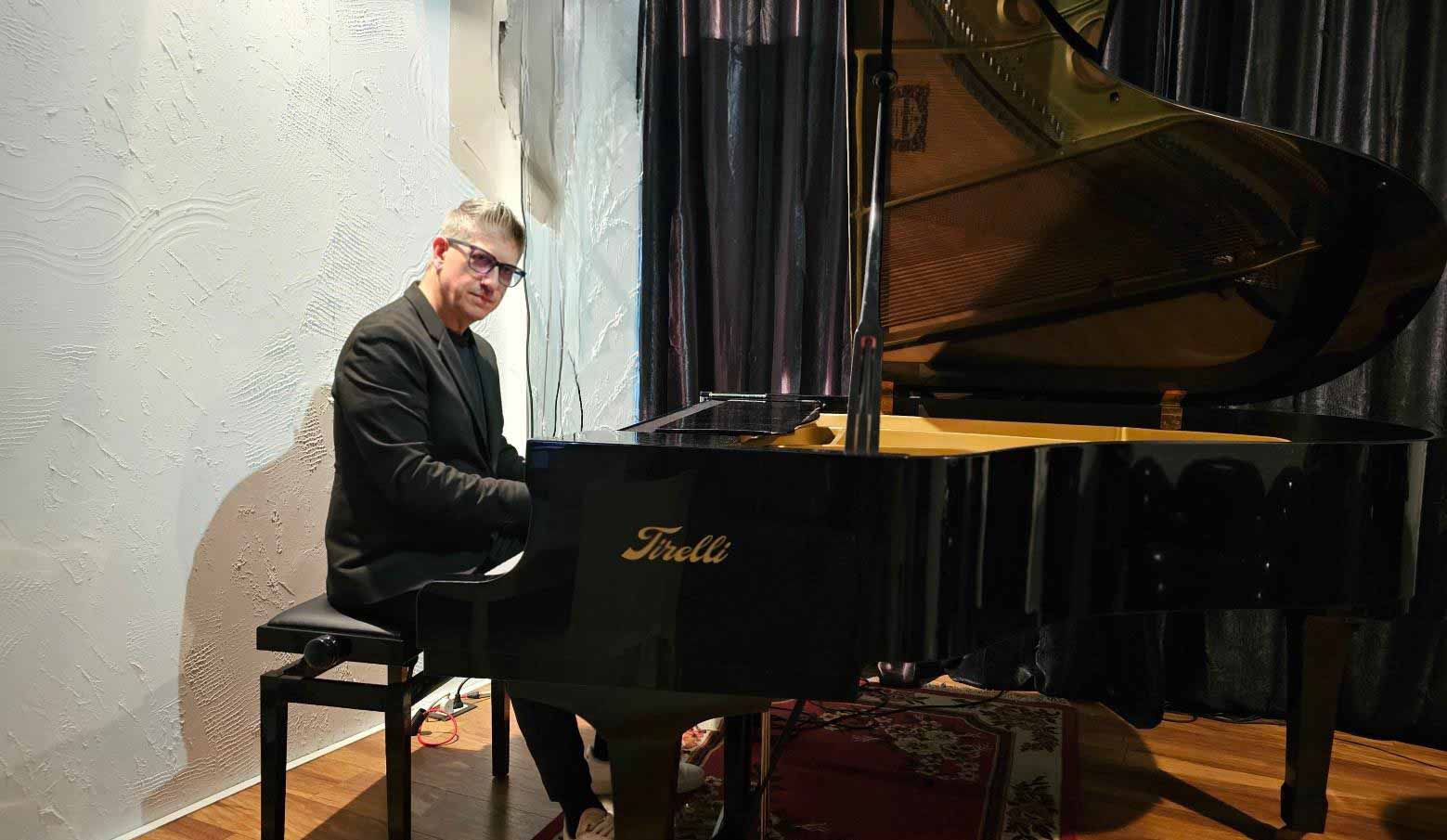 “Notte di Note” al Giordano di Foggia con storie e canzoni di Claudio Baglioni “Notte di Note” al Giordano di Foggia con storie e canzoni di Claudio Baglioni