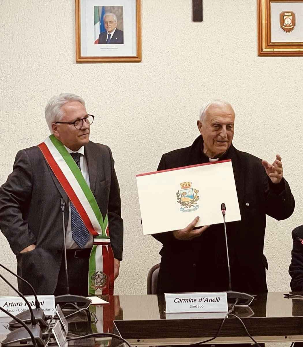 Rodi Garganico rende omaggio a Mons. D’Ambrosio, Don Matteo Troiano e Don Michele Carrassi Rodi Garganico rende omaggio a Mons. D’Ambrosio, Don Matteo Troiano e Don Michele Carrassi