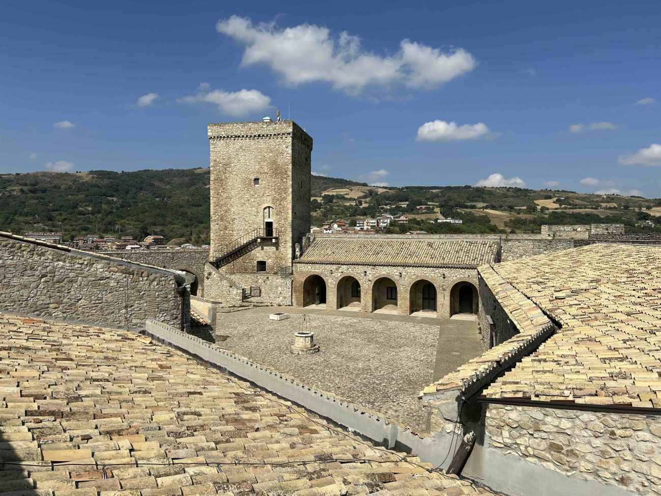 Nuova vita per il Castello di Deliceto: lavori per 1 milione di euro Nuova vita per il Castello di Deliceto: lavori per 1 milione di euro