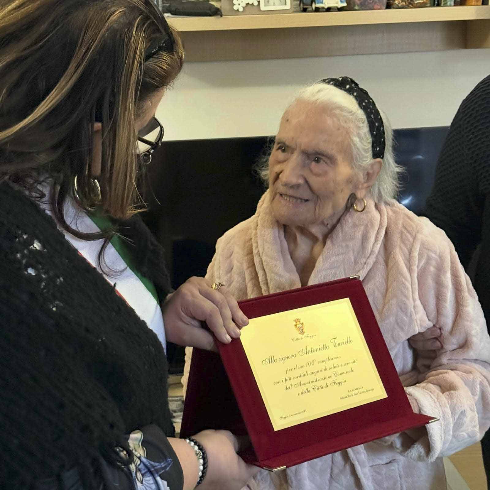 Il traguardo dei 100 anni per Antonietta, storica ristoratrice di Foggia Il traguardo dei 100 anni per Antonietta, storica ristoratrice di Foggia