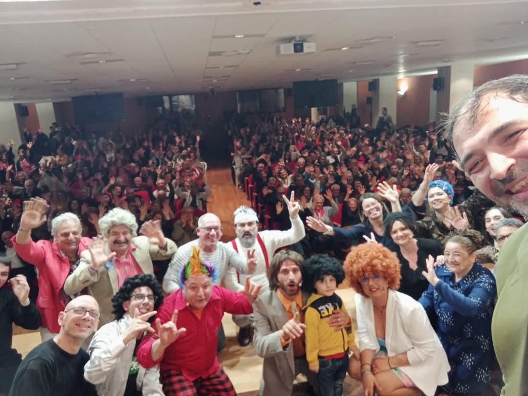 Weekend teatrale a Rodi Garganico con gli Squinternati: e lo spettacolo “E che domenica!” Weekend teatrale a Rodi Garganico con gli Squinternati: e lo spettacolo “E che domenica!”