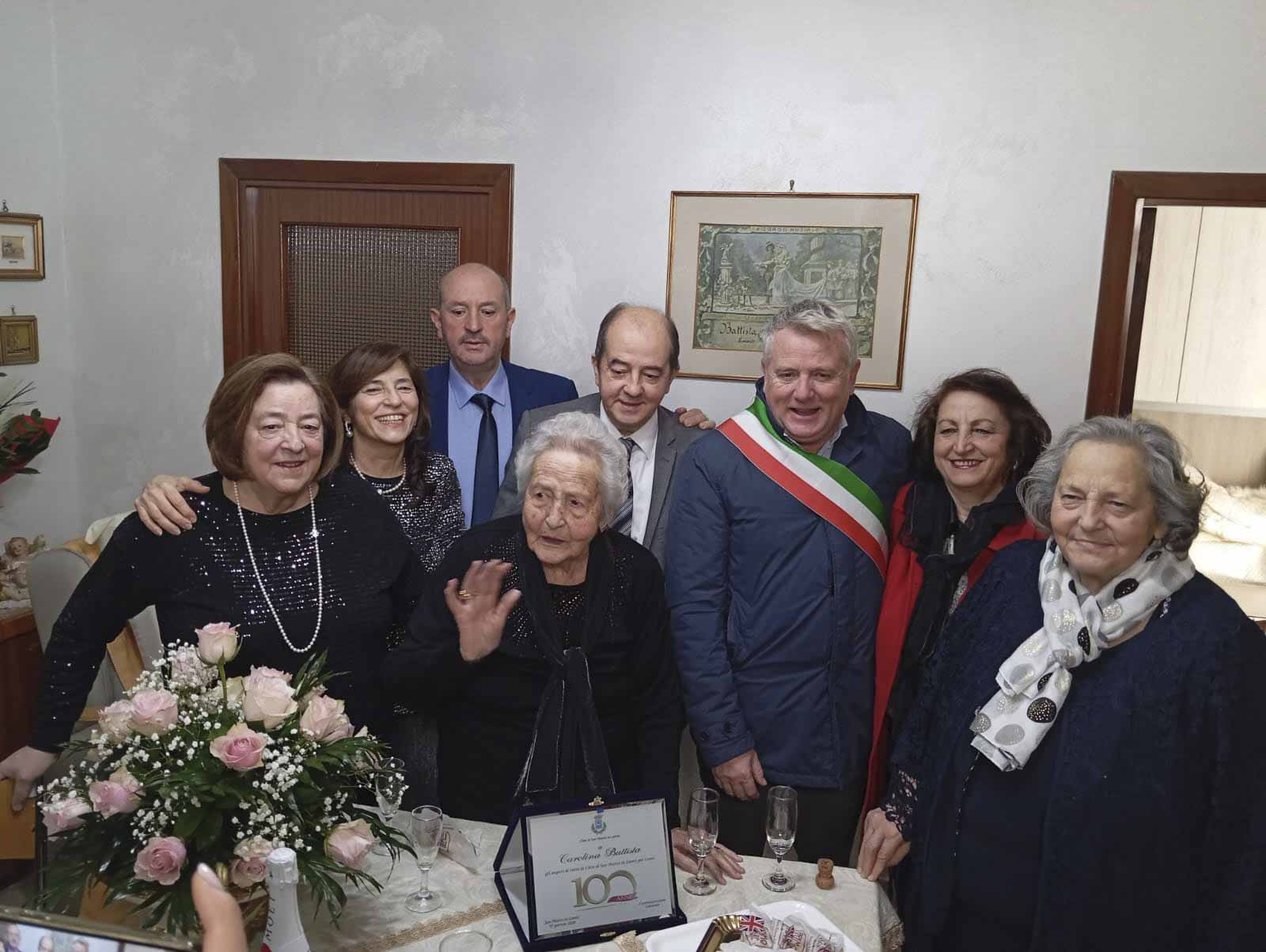San Marco in Lamis festeggia i 100 anni di Carolina Battista San Marco in Lamis festeggia i 100 anni di Carolina Battista